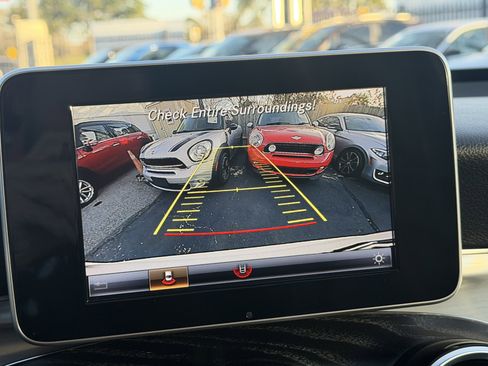 Used 2019 Mercedes-Benz GLC 300 image 39