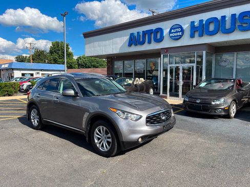 Used 2010 INFINITI FX35 AWD w/ Premium Pkg image 3