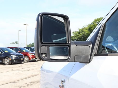 Used 2024 RAM 3500 Big Horn image 18