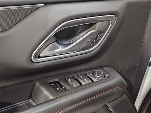 Used 2022 Chevrolet Tahoe RST w/ Sport Performance Package AWD/4WD image 21