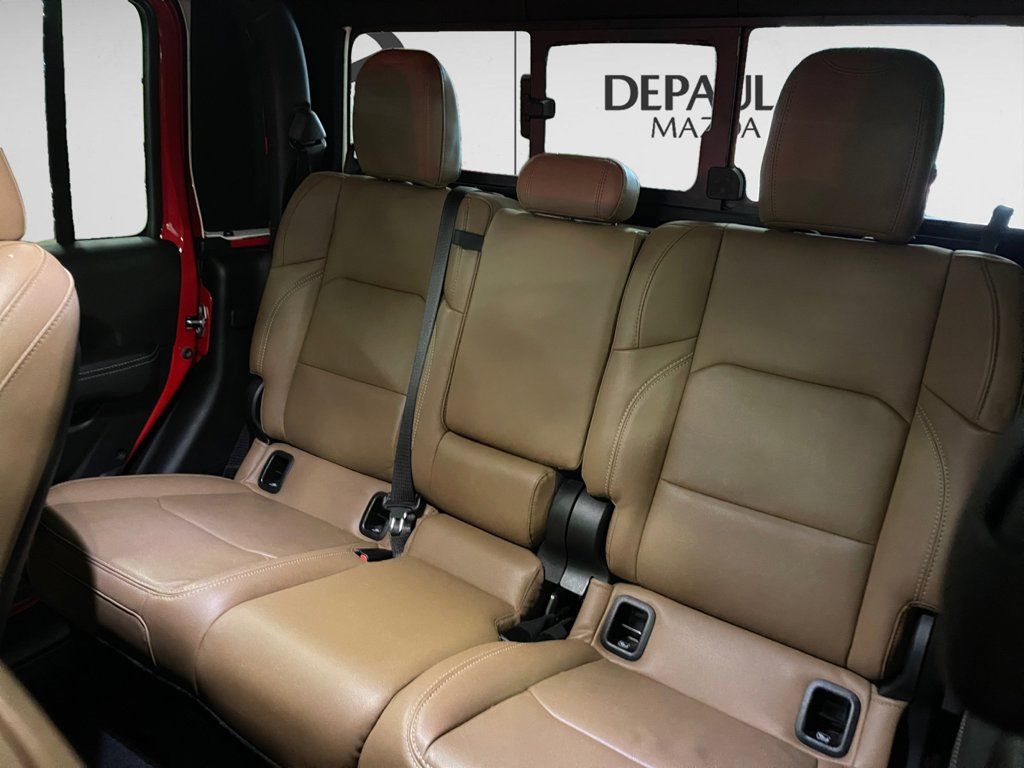 Used 2021 Jeep Gladiator Rubicon AWD/4WD image 12