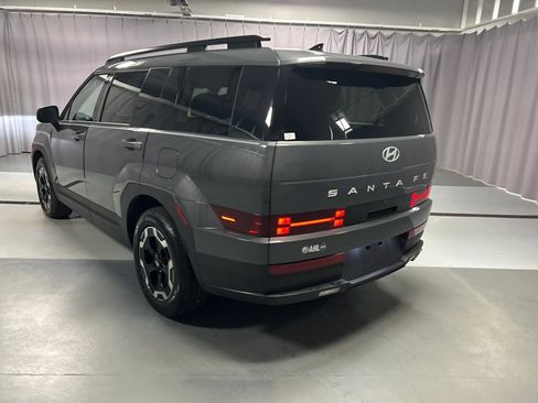 Used 2026 Hyundai Santa Fe SEL AWD/4WD image 5