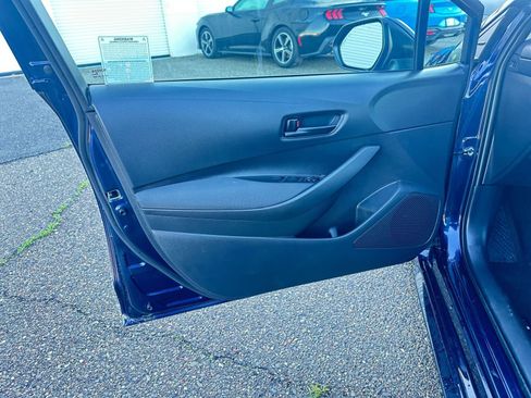 Used 2025 Toyota Corolla LE image 20
