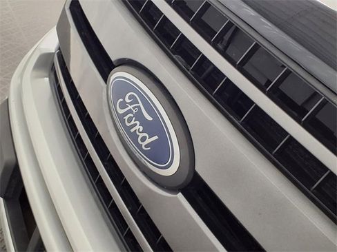 Used 2018 Ford F150 XLT w/ Equipment Group 302A Luxury image 31