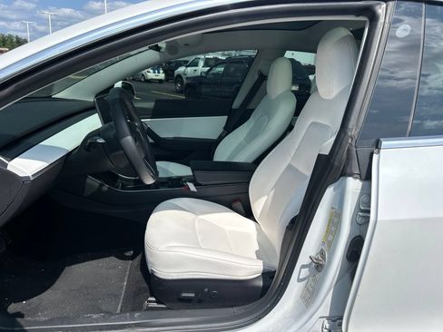Used 2019 Tesla Model 3 Long Range AWD/4WD image 5