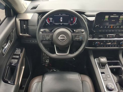 Certified 2024 Nissan Pathfinder Platinum w/ Cargo Package image 15