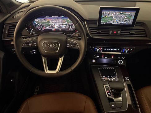 Used 2019 Audi Q5 2.0T Premium Plus w/ Premium Plus Package AWD/4WD image 30