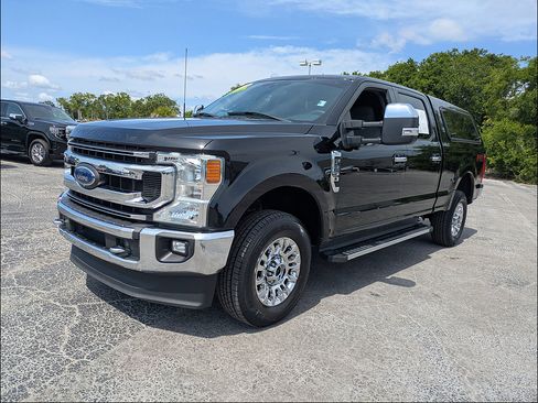Used 2022 Ford F250 XLT w/ XLT Premium Package AWD/4WD image 9