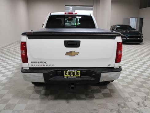 Used 2007 Chevrolet Silverado 1500 LT w/ 2LT Audio Package AWD/4WD image 7