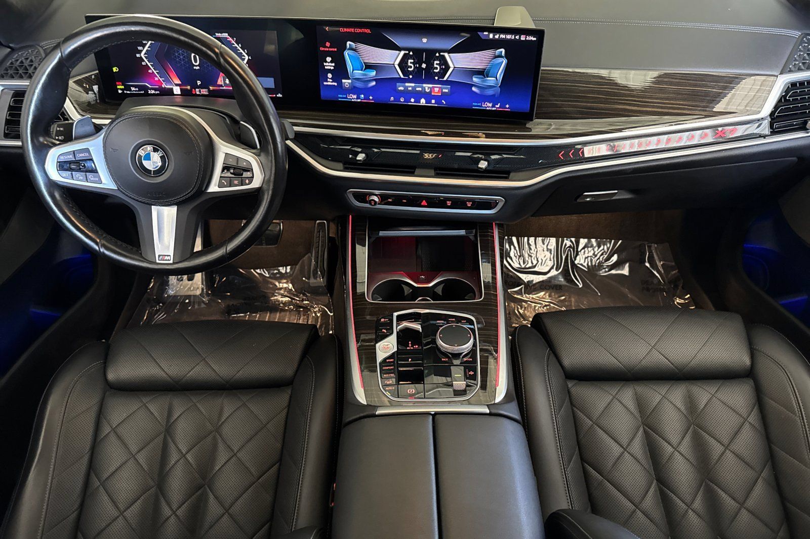 Used 2024 BMW X7 xDrive40i w/ M Sport Package AWD/4WD image 13