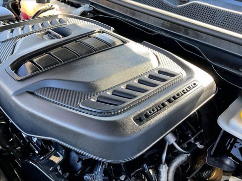 Used 2023 Jeep Wagoneer Series III w/ Premium Group I image 32