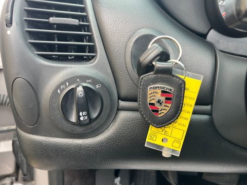 Used 2002 Porsche Boxster image 29