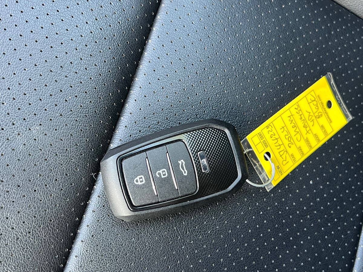 Used 2024 Chevrolet Traverse RS AWD/4WD image 21
