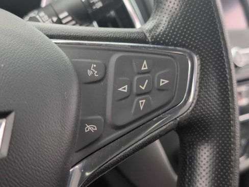 Used 2020 Chevrolet Equinox LS FWD image 23