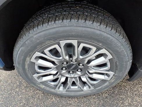 New 2026 GMC Sierra 1500 Denali Ultimate image 13