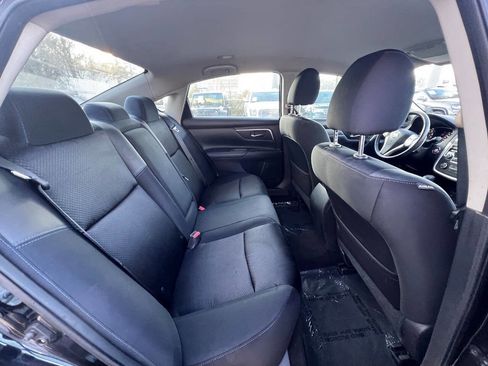Used 2017 Nissan Altima 2.5 SR image 10
