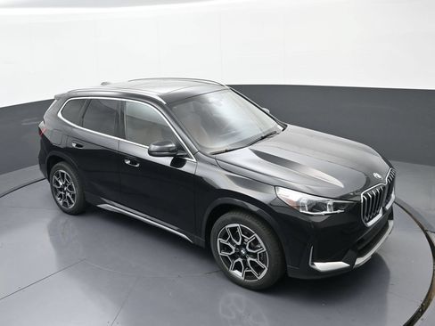 New 2026 BMW X1 xDrive28i w/ Technology Package AWD/4WD image 30