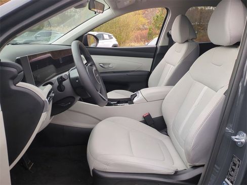 Certified 2025 Hyundai Tucson SEL image 21