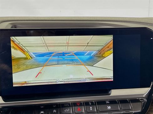 Used 2023 GMC Sierra 1500 Elevation image 33