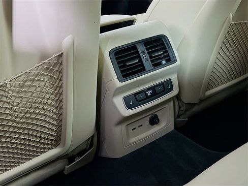 Used 2023 Audi Q5 2.0T Prestige w/ Prestige Package image 26