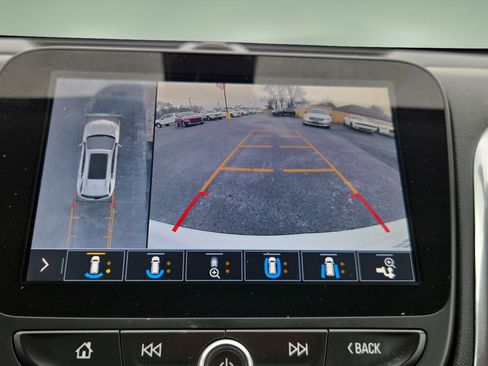 Used 2021 Chevrolet Equinox Premier AWD/4WD image 32