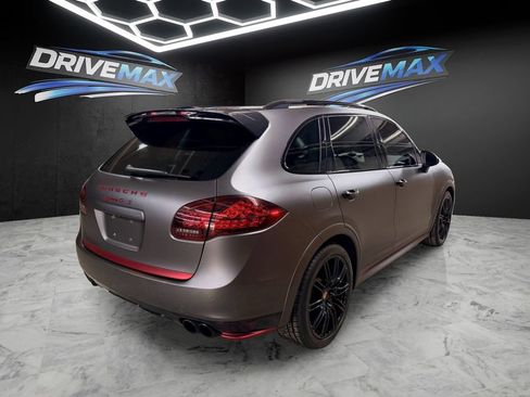Used 2014 Porsche Cayenne GTS AWD/4WD image 5