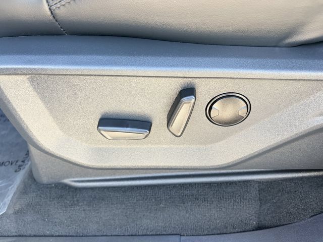 Used 2026 Ford Expedition Tremor AWD/4WD image 7