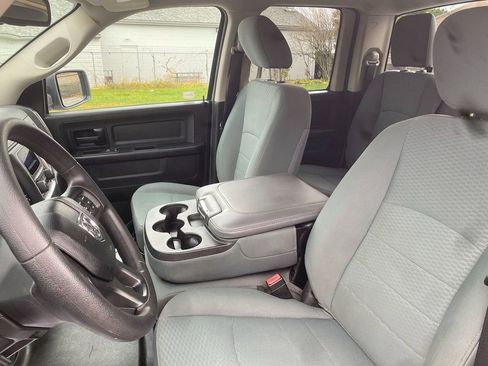 Used 2016 RAM 1500 Express image 22