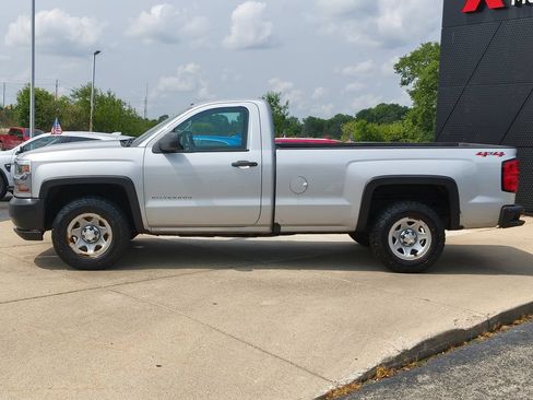 Used 2018 Chevrolet Silverado 1500 W/T w/ WT Convenience Package AWD/4WD image 15