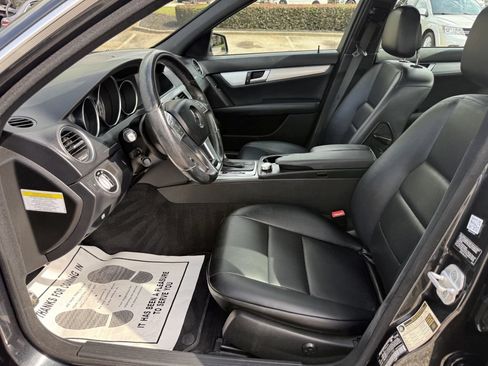 Used 2013 Mercedes-Benz C 300 4MATIC Sedan image 13