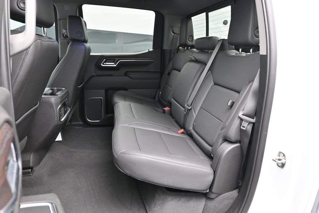 Used 2024 GMC Sierra 1500 SLT w/ SLT Premium Plus Package AWD/4WD image 19