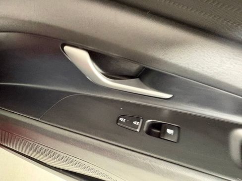Used 2024 Hyundai Elantra SEL FWD image 13