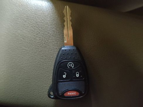 Used 2017 Jeep Patriot Latitude AWD/4WD image 32