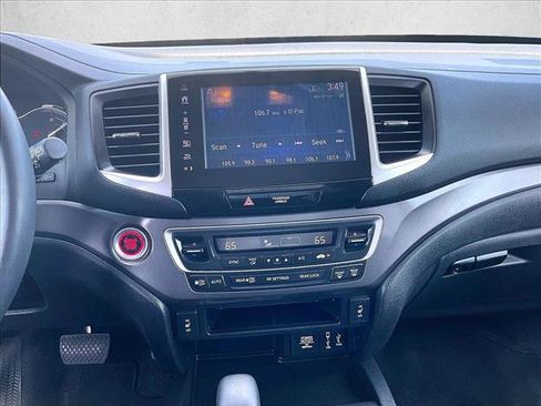 Used 2017 Honda Pilot EX-L image 8