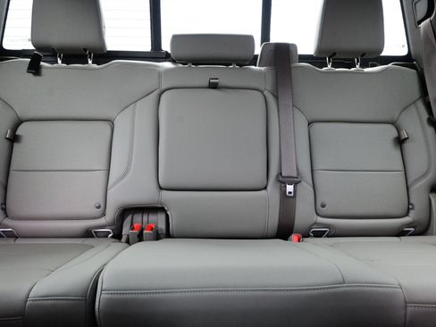 Used 2020 GMC Sierra 1500 SLT w/ SLT Premium Plus Package image 15