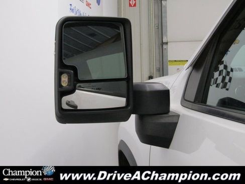 Used 2024 Chevrolet Silverado 2500 Custom w/ Custom Value Package image 13