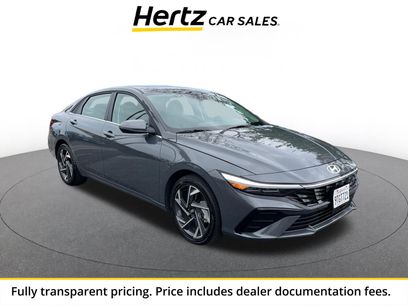 Used 2025 Hyundai Elantra Limited