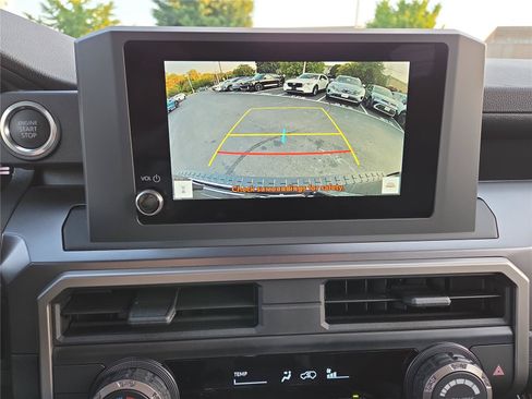 Used 2026 Toyota 4Runner SR5 AWD/4WD image 21