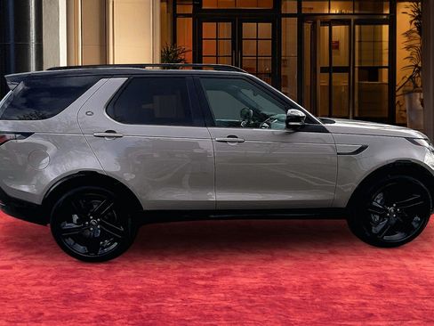 New 2026 Land Rover Discovery Dynamic SE AWD/4WD image 6
