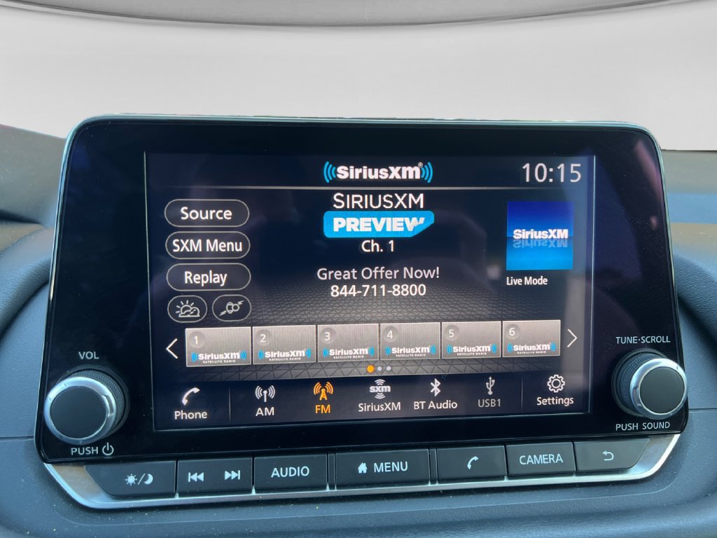 Used 2024 Nissan Rogue SV FWD image 25