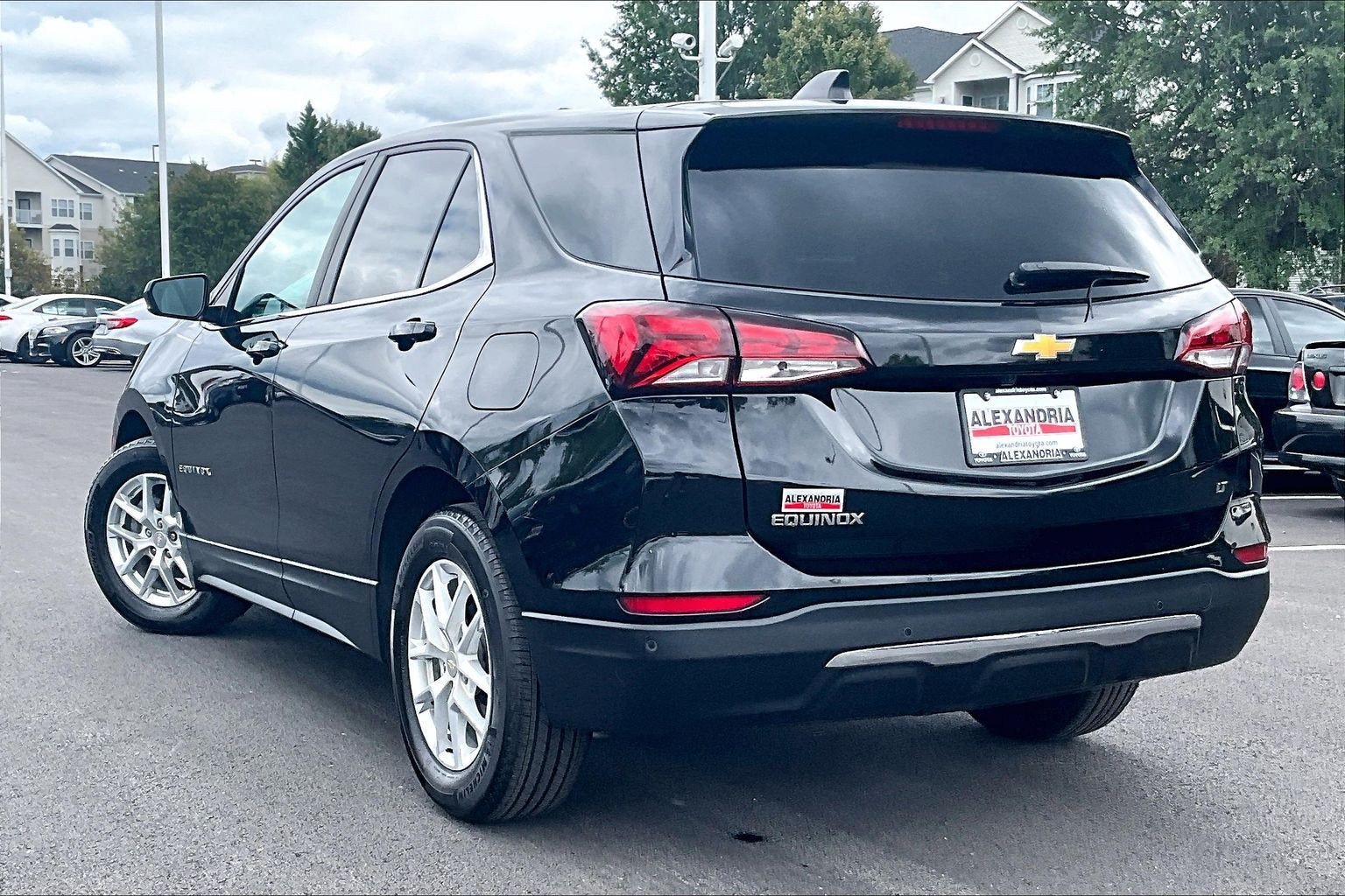 Used 2023 Chevrolet Equinox LT w/ Driver Convenience Package FWD image 11