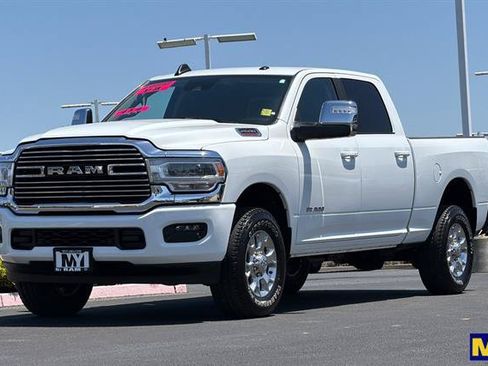 Used 2024 RAM 2500 Laramie w/ Safety Group AWD/4WD image 8