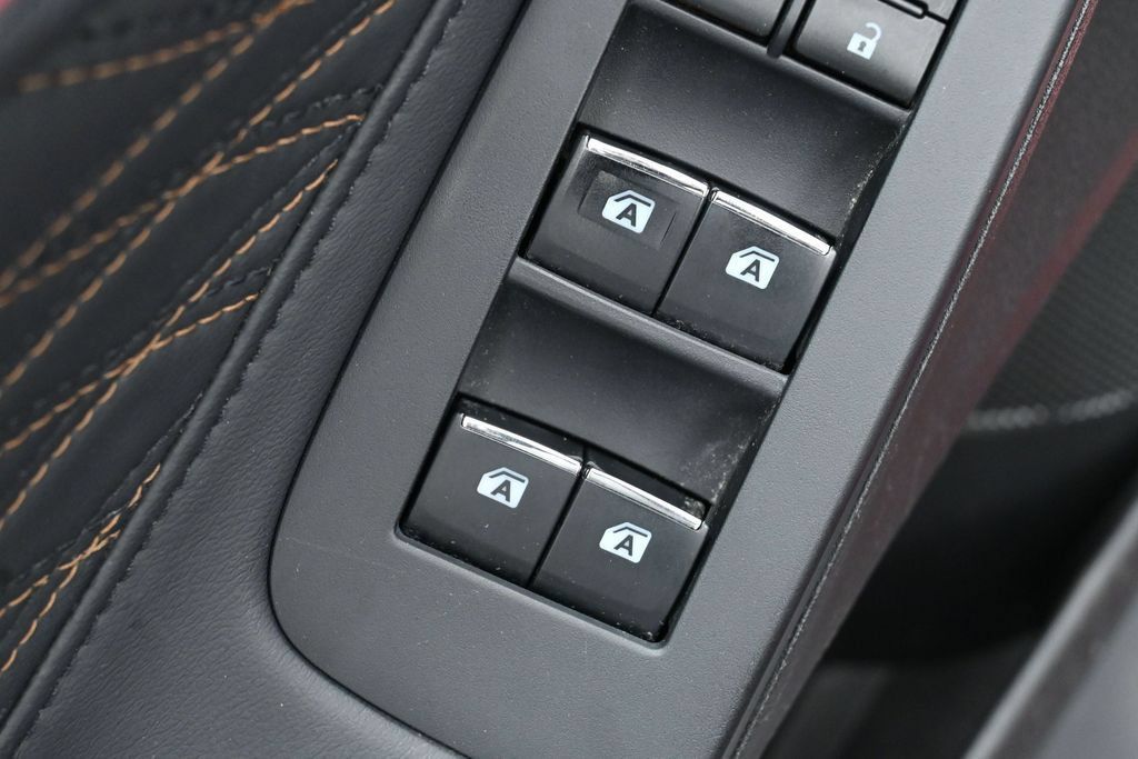 Certified 2021 Toyota Avalon Limited w/ Advanced Safety Package FWD image 13