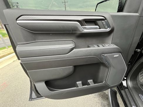 Used 2023 GMC Sierra 1500 Elevation w/ Preferred Package image 14