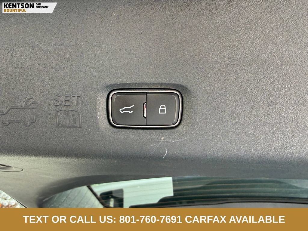 Used 2025 Ford Expedition Max Platinum AWD/4WD image 32