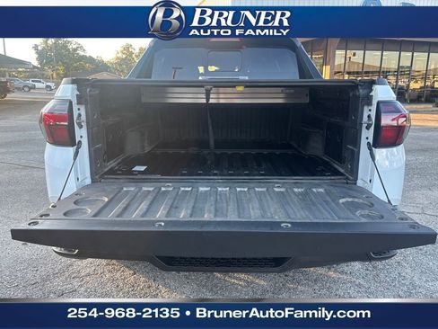 Used 2022 Hyundai Santa Cruz SEL Premium w/ Cargo Package image 7