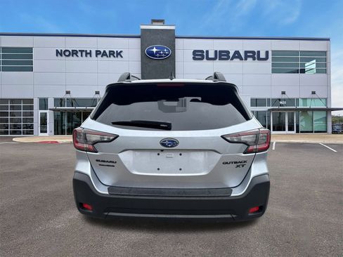 Used 2025 Subaru Outback Onyx Edition XT image 4