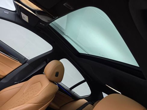 Used 2023 BMW 540i w/ M Sport Package image 12