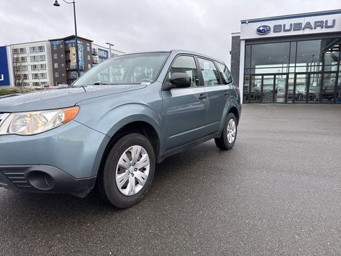 Used 2010 Subaru Forester 2.5X image 3