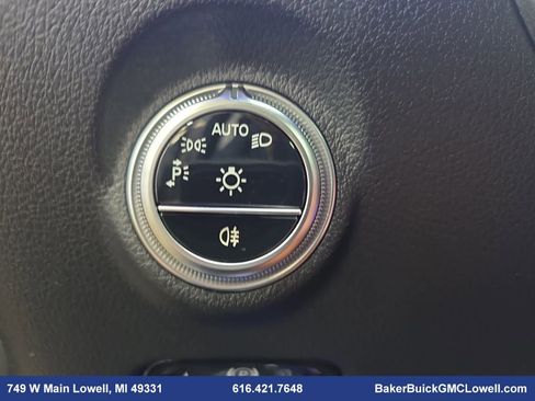 Used 2022 Mercedes-Benz C 300 4MATIC Sedan image 23